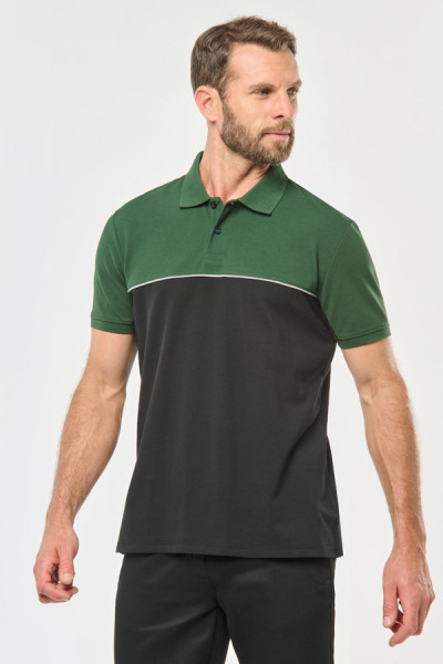 Polo bicolore écoresponsable personnalisable porté par un homme - Couleur black/forest green - Vue de face - Marque Workteam