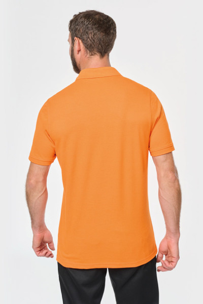 Polo personnalisable - Couleur orange - Vue de dos - Marque Workteam Polo personnalisable - Couleur orange - Vue de dos - Marque Workteam